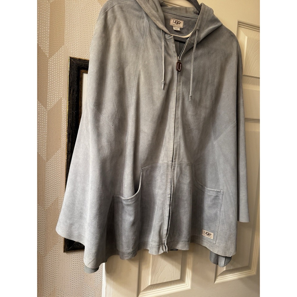 UGG Ultra Suede Poncho Cape Coat W/Hood Sz M/L Light Green
